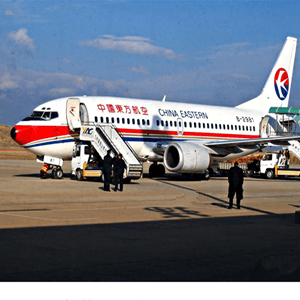 成都天府空运航空快运业稳步发展的原因是什么？